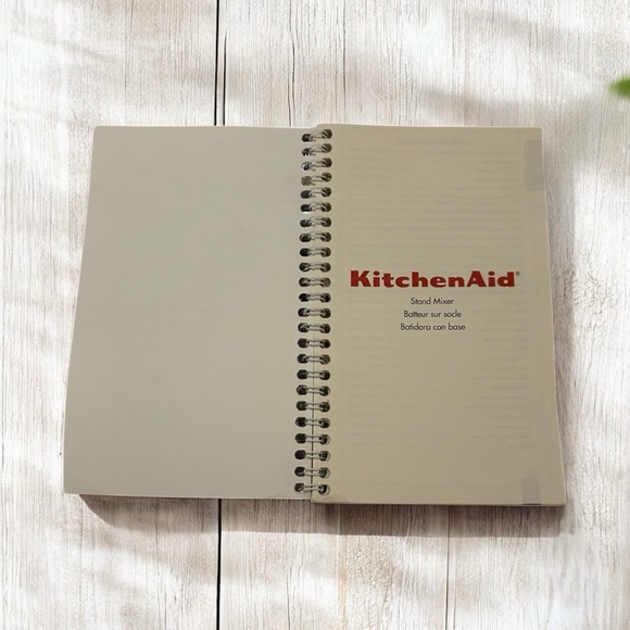 2014 KitchenAid Stand Mixer Spiral Bound Instructions and Recipes Booklet Used. - Picture 6 of 7